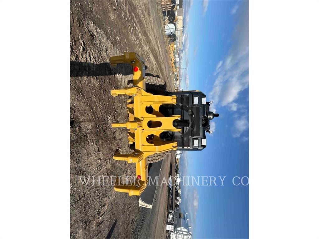 CAT 150 AWD Niveleuse