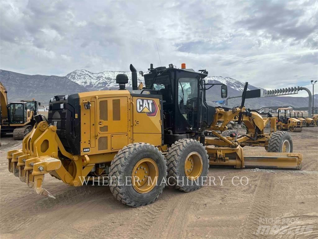 CAT 150 AWD Niveleuse