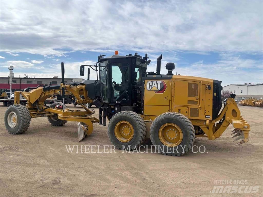 CAT 150 AWD Niveleuse