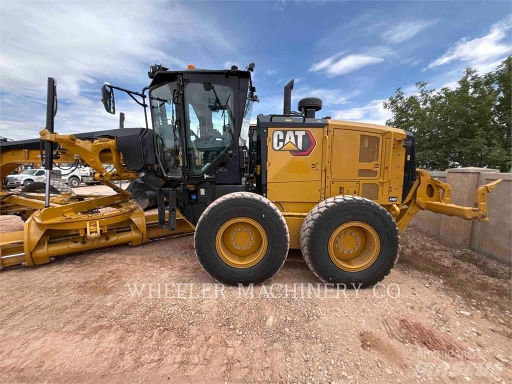 CAT 150 AWD Niveleuse