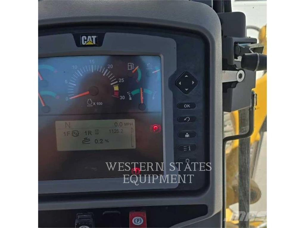 CAT 150 AWD Niveleuse