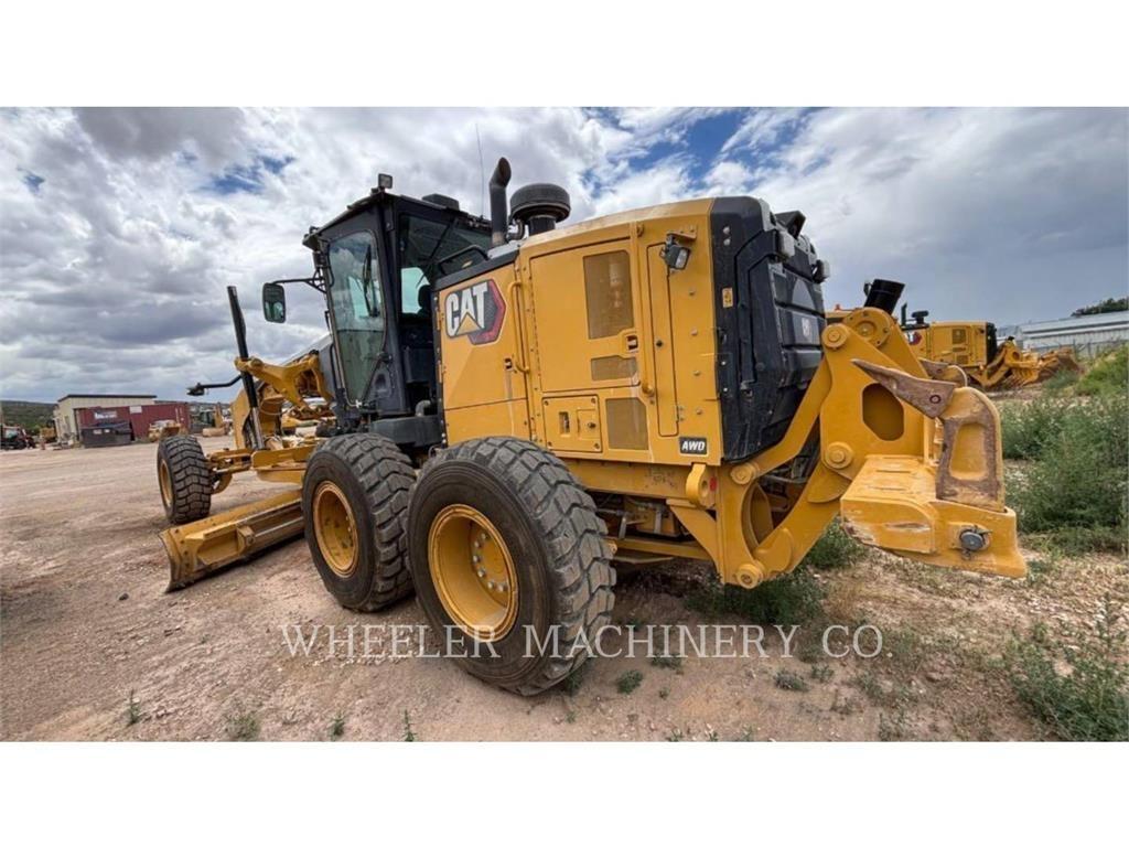 CAT 150 AWD Niveleuse