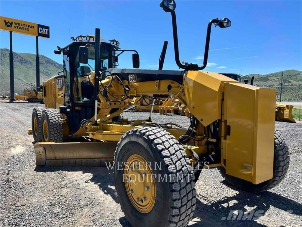CAT 150 AWD Niveleuse