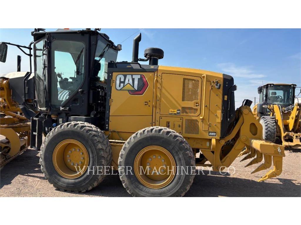CAT 150 AWD Niveleuse