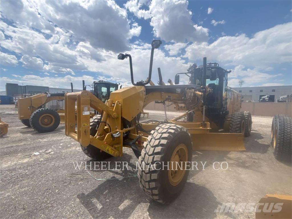 CAT 150 AWD Niveleuse