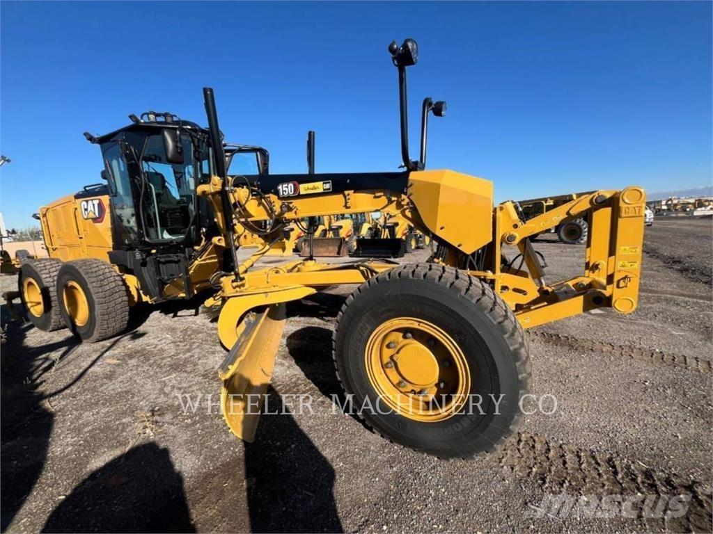CAT 150 AWD Niveleuse