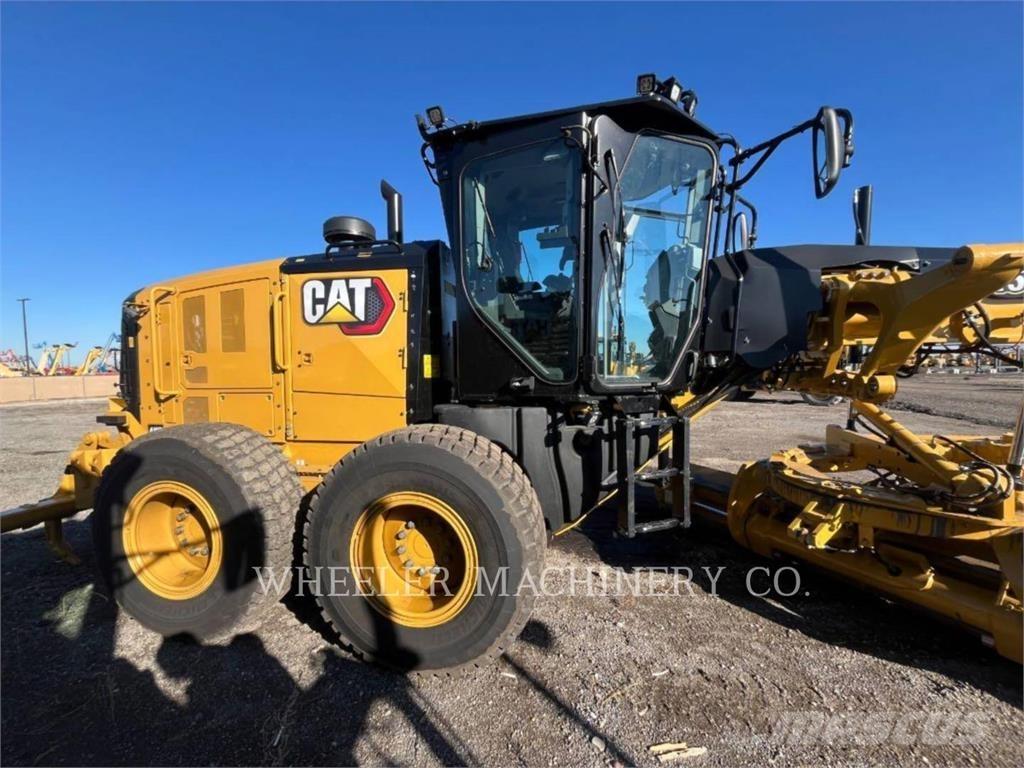 CAT 150 AWD Niveleuse