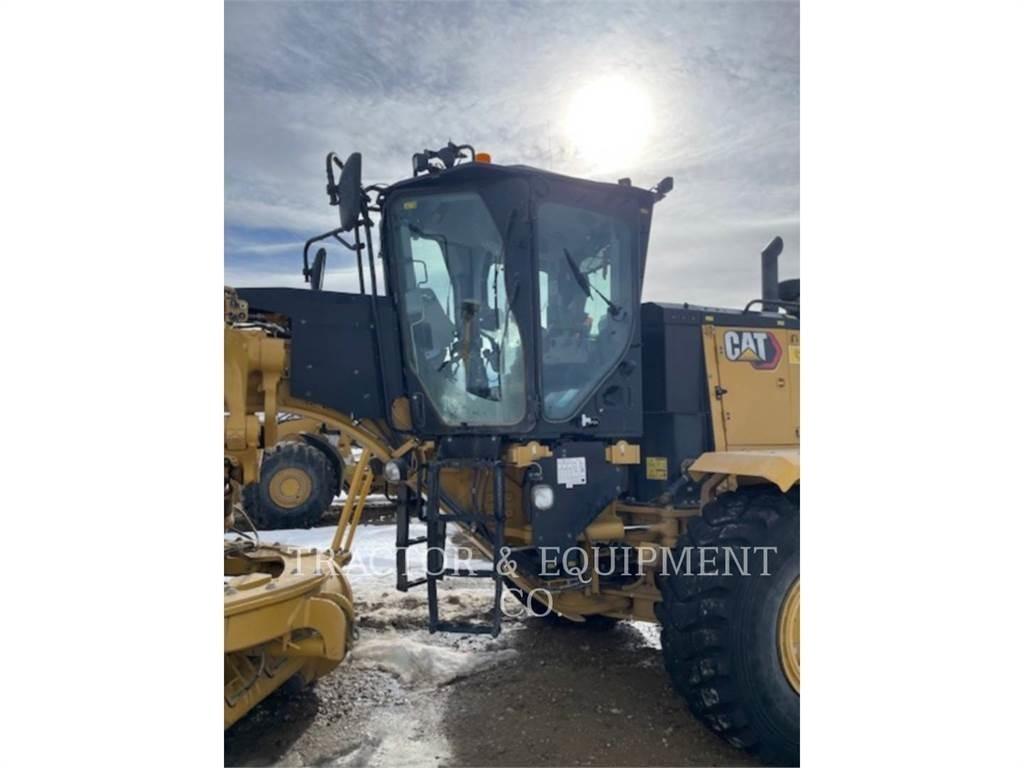 CAT 16 Niveleuse