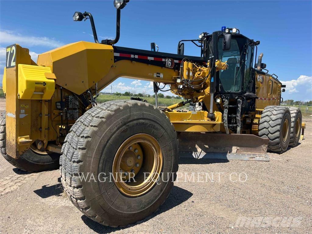 CAT 16 Niveleuse