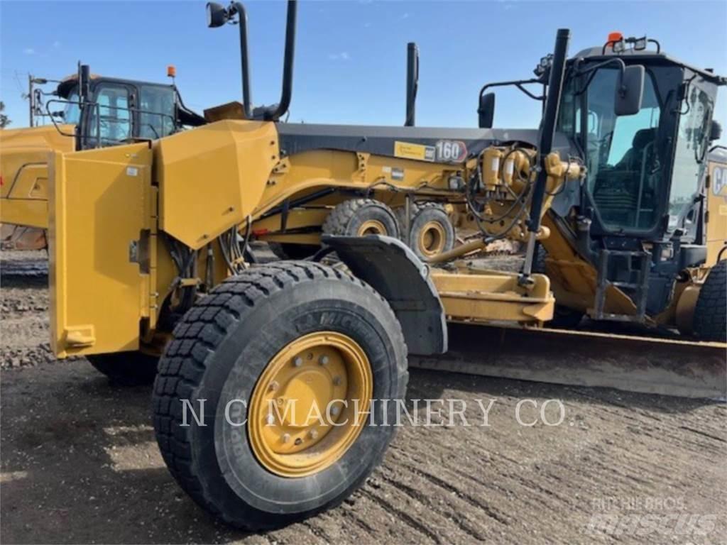 CAT 160 Niveleuse