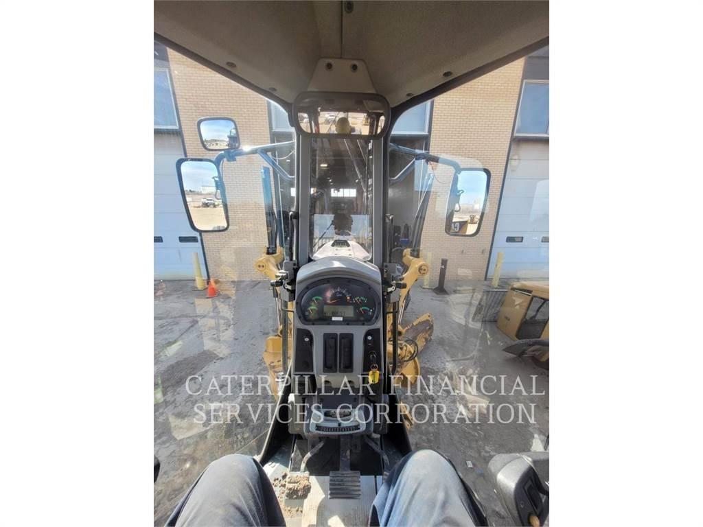CAT 160M Niveleuse