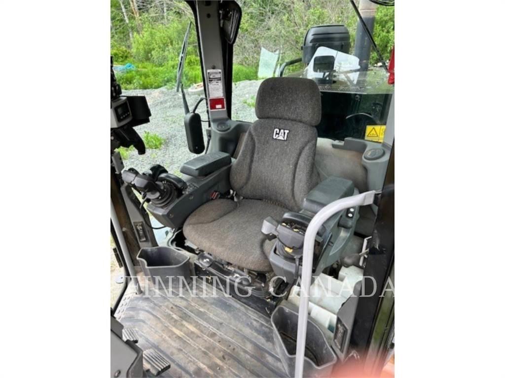 CAT 160M Niveleuse