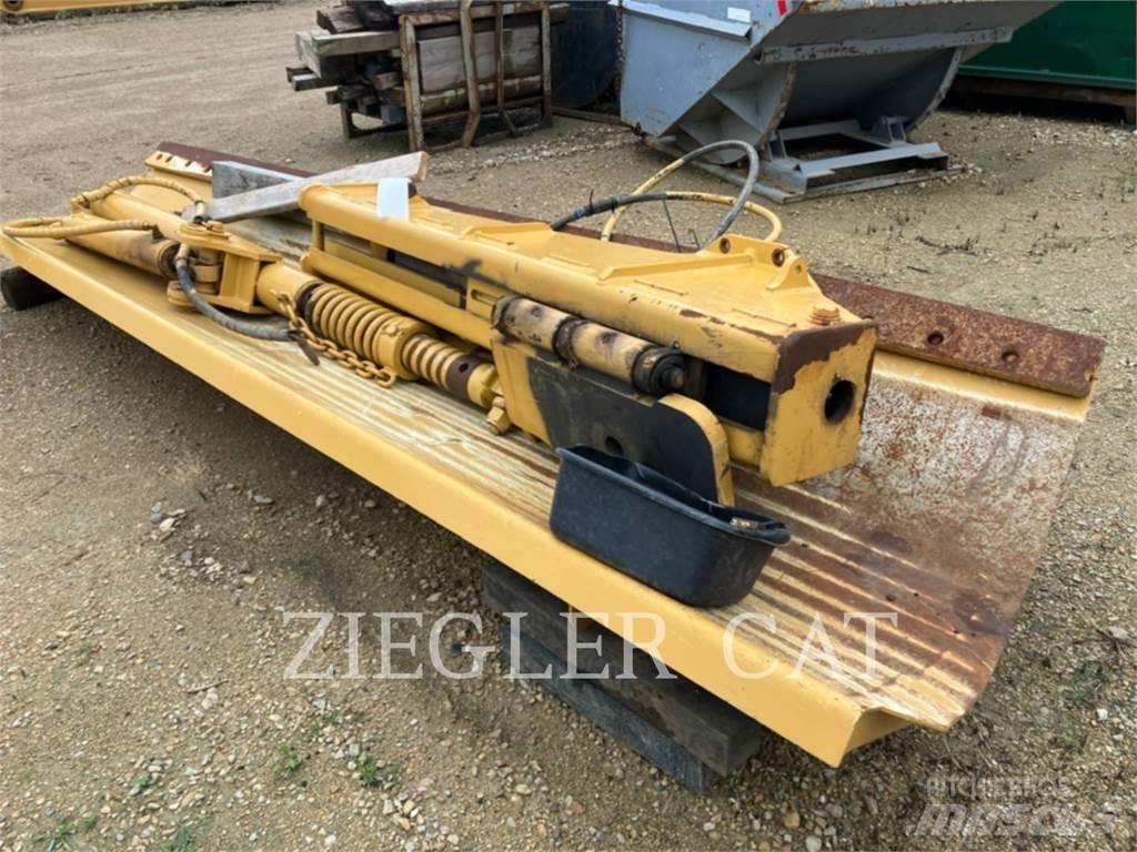 CAT 160M Niveleuse