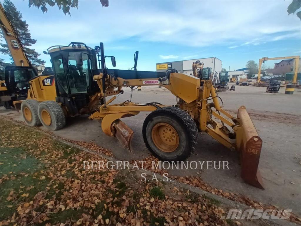 CAT 160M Niveleuse