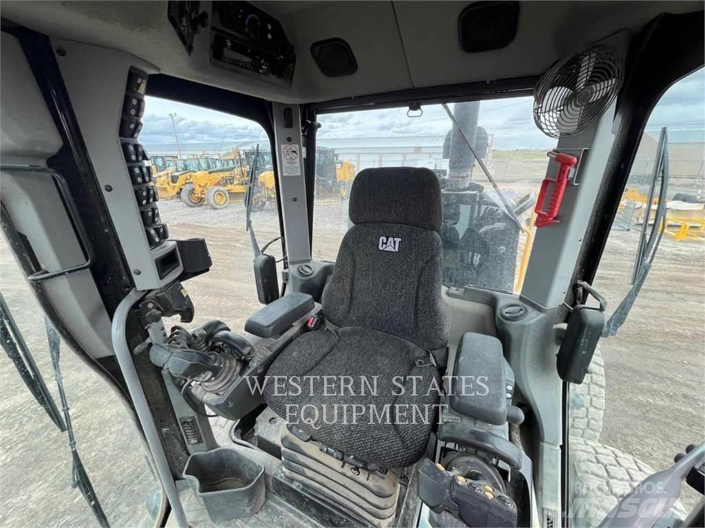 CAT 160M3 Niveleuse