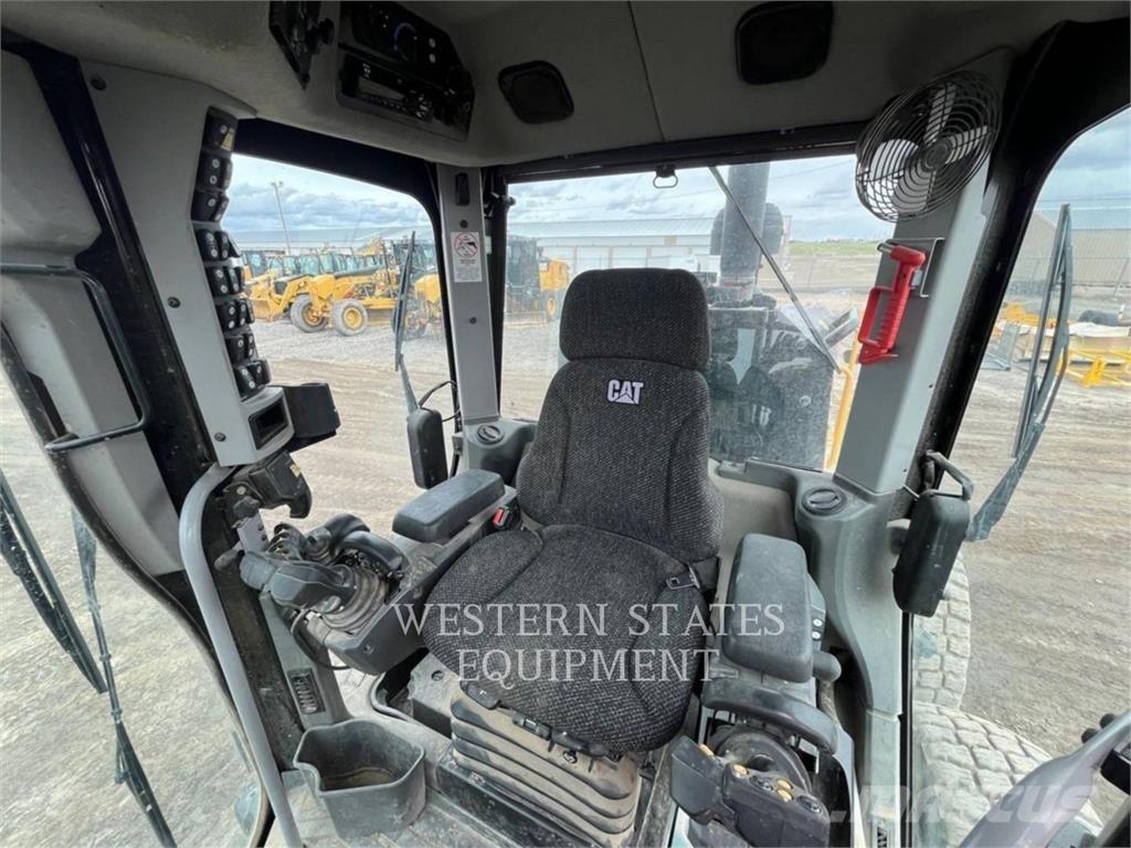 CAT 160M3 Niveleuse