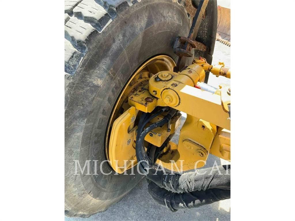 CAT 160M3 AWD Niveleuse