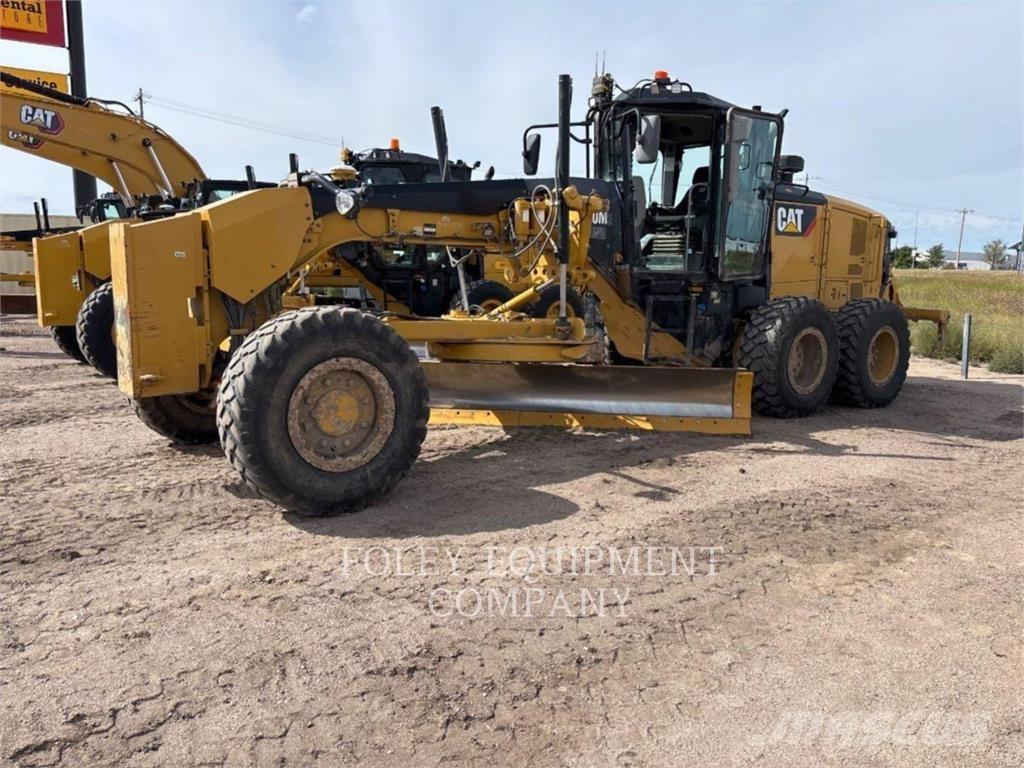CAT 160M3AWI Niveleuse
