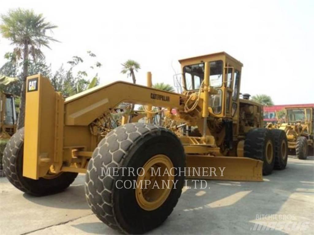 CAT 16G Niveleuse