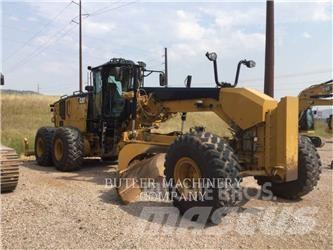 CAT 18 M3 Niveleuse