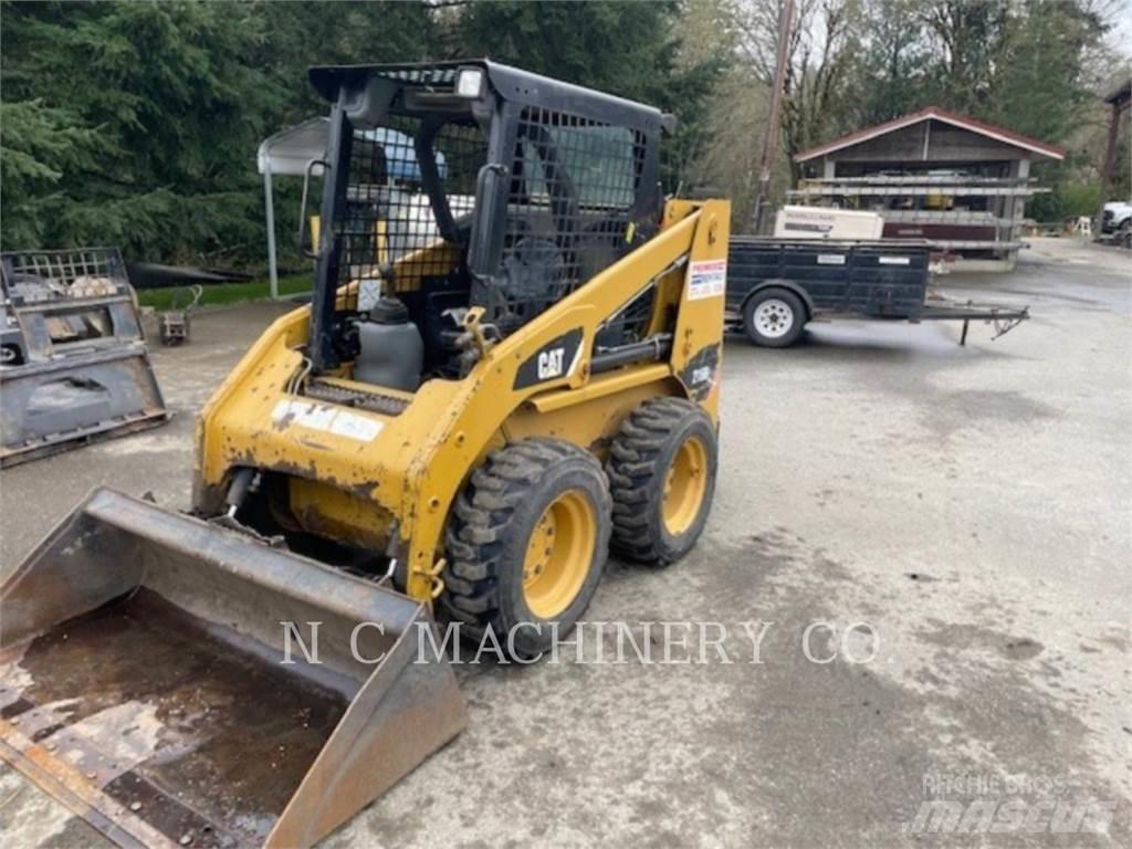 CAT 216B3 CN Chargeuse compacte