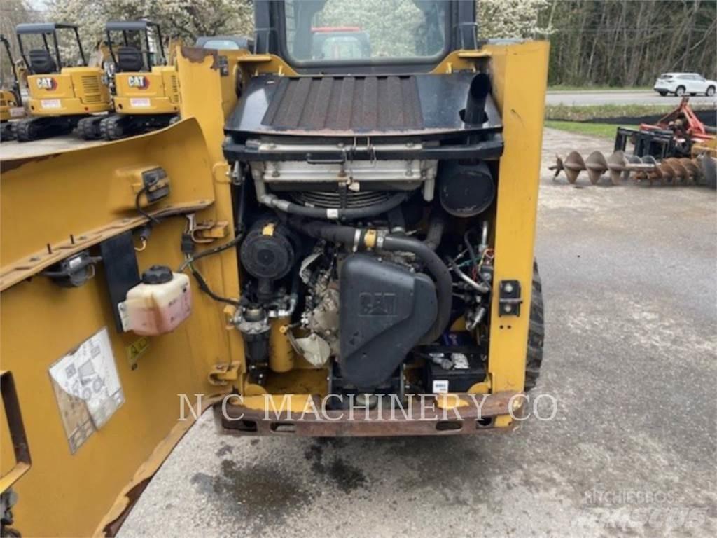 CAT 216B3 CN Chargeuse compacte