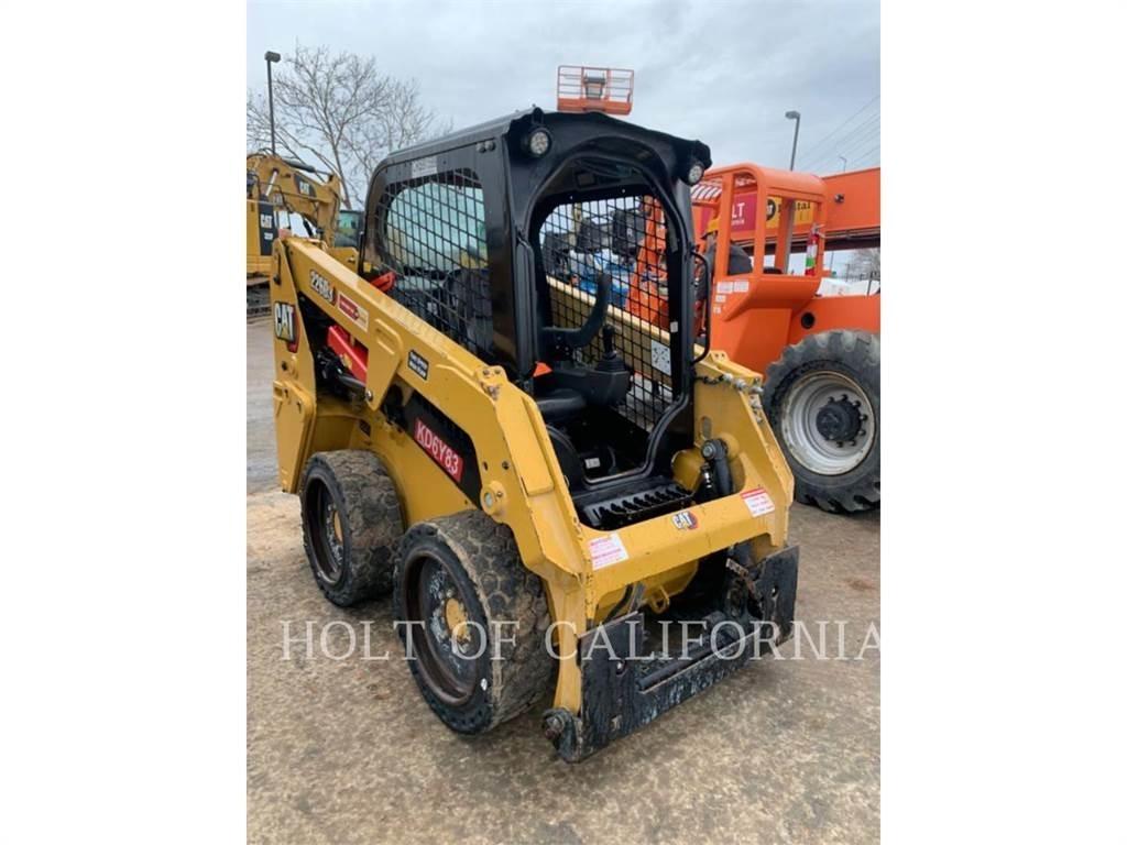 CAT 226 HF Chargeuse compacte