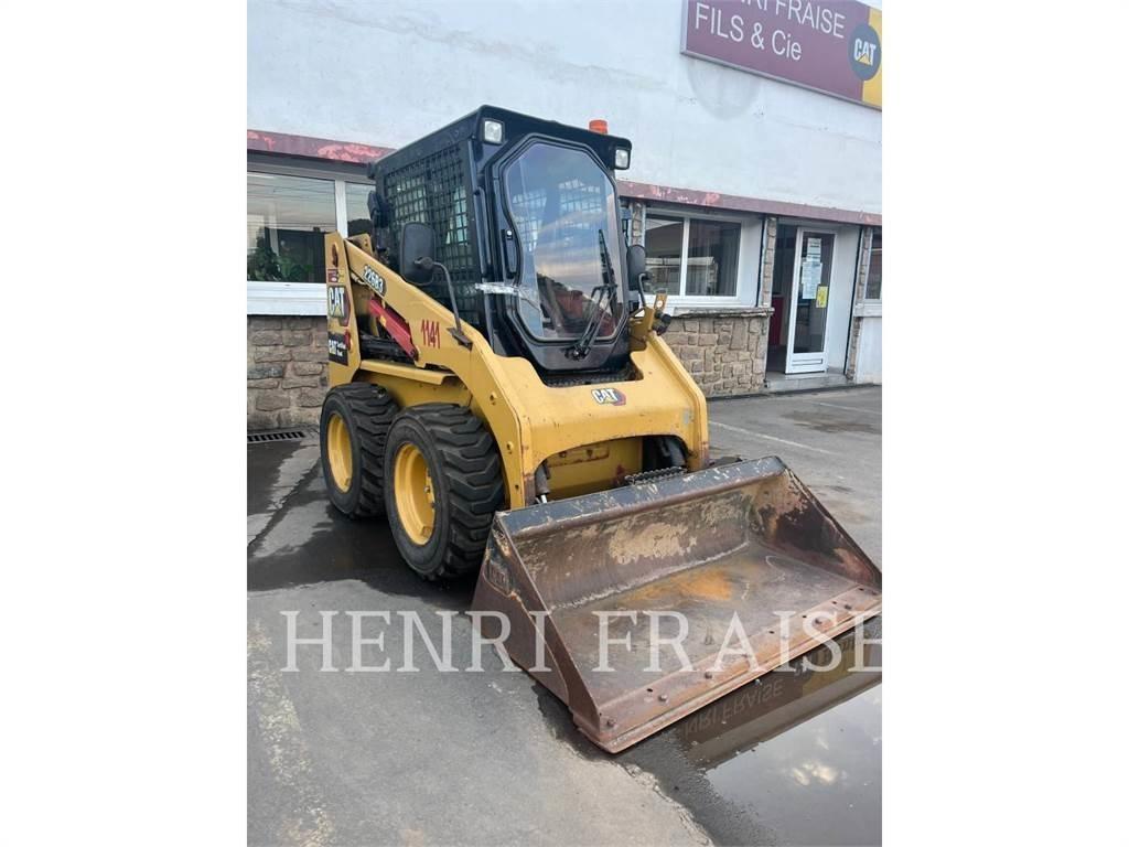 CAT 226B3 Chargeuse compacte