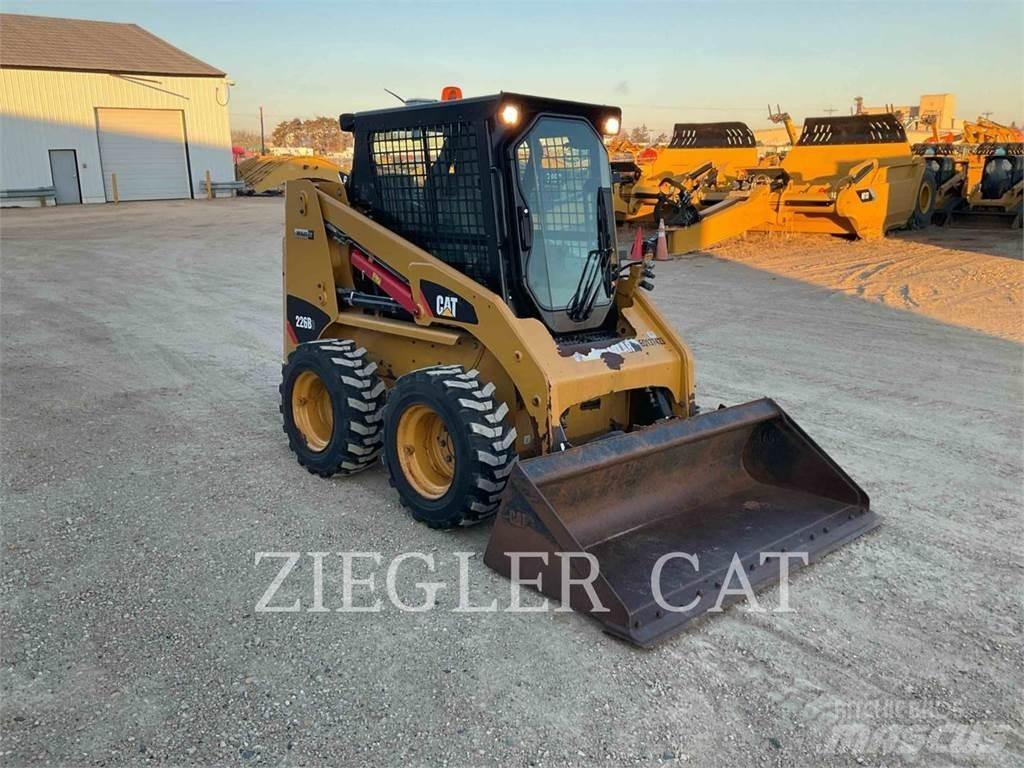 CAT 226B3 Chargeuse compacte