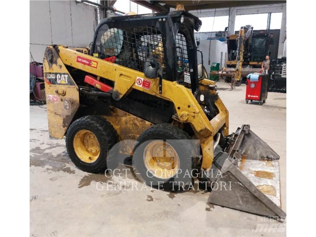 CAT 226D Chargeuse compacte