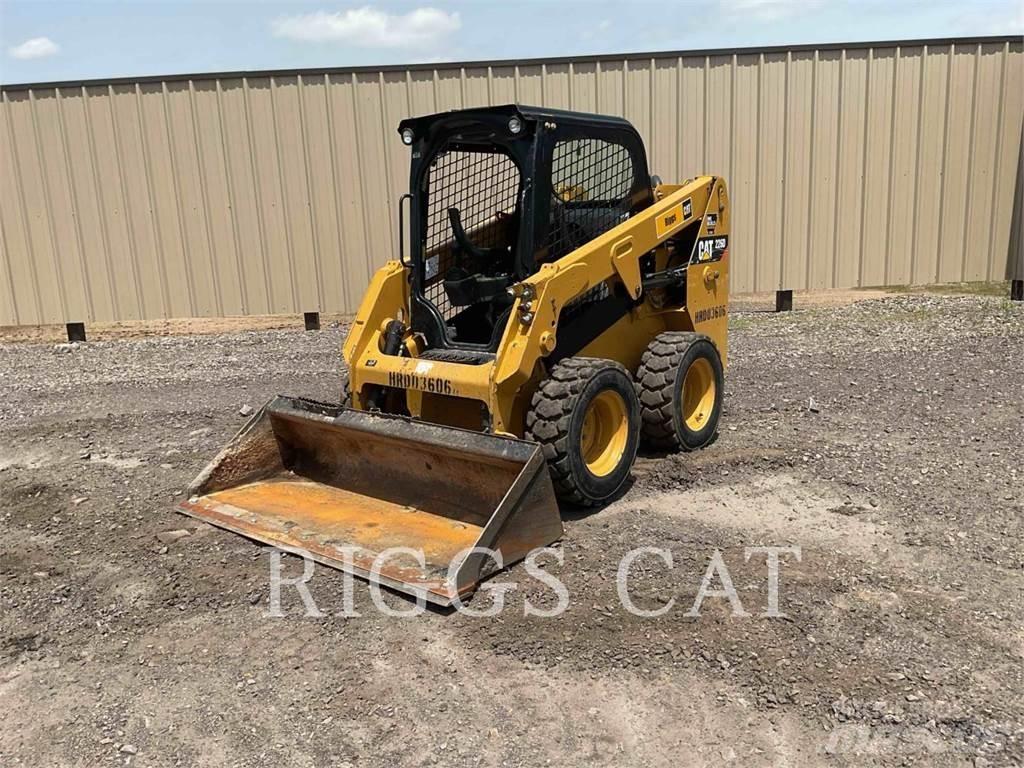 CAT 226D Chargeuse compacte