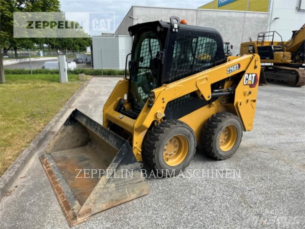 CAT 226D Chargeuse compacte