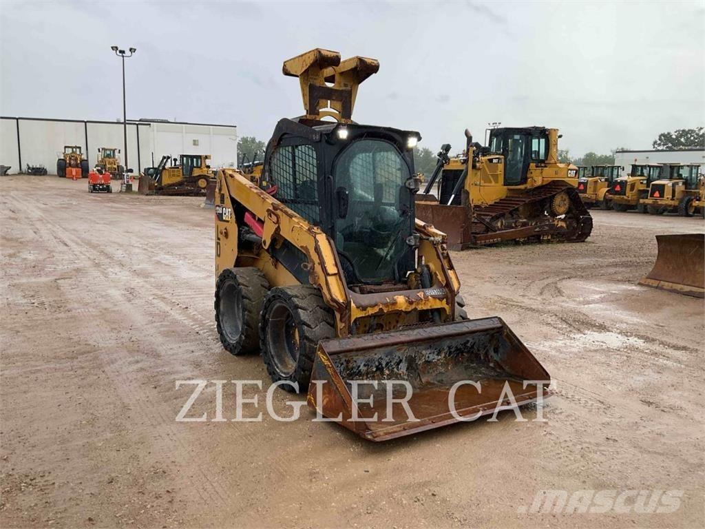 CAT 226D Chargeuse compacte
