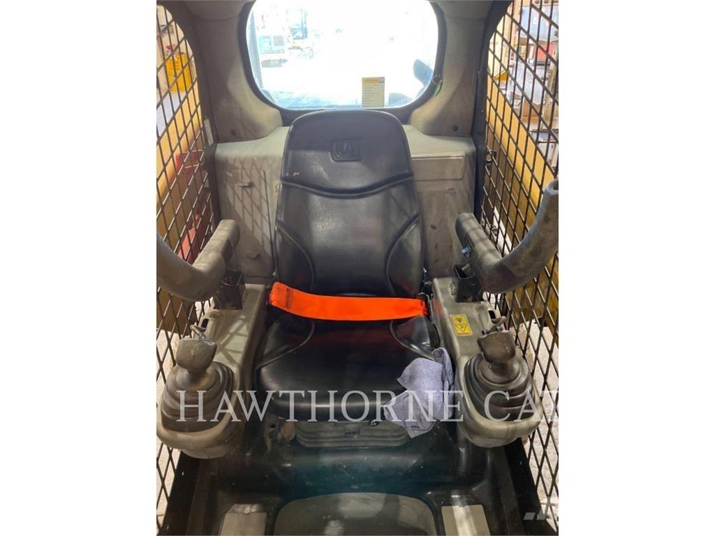 CAT 226D Chargeuse compacte