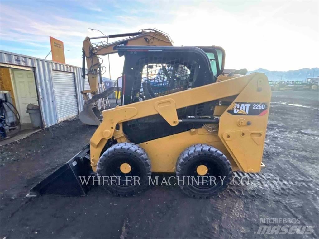 CAT 226D C1-H2 Chargeuse compacte
