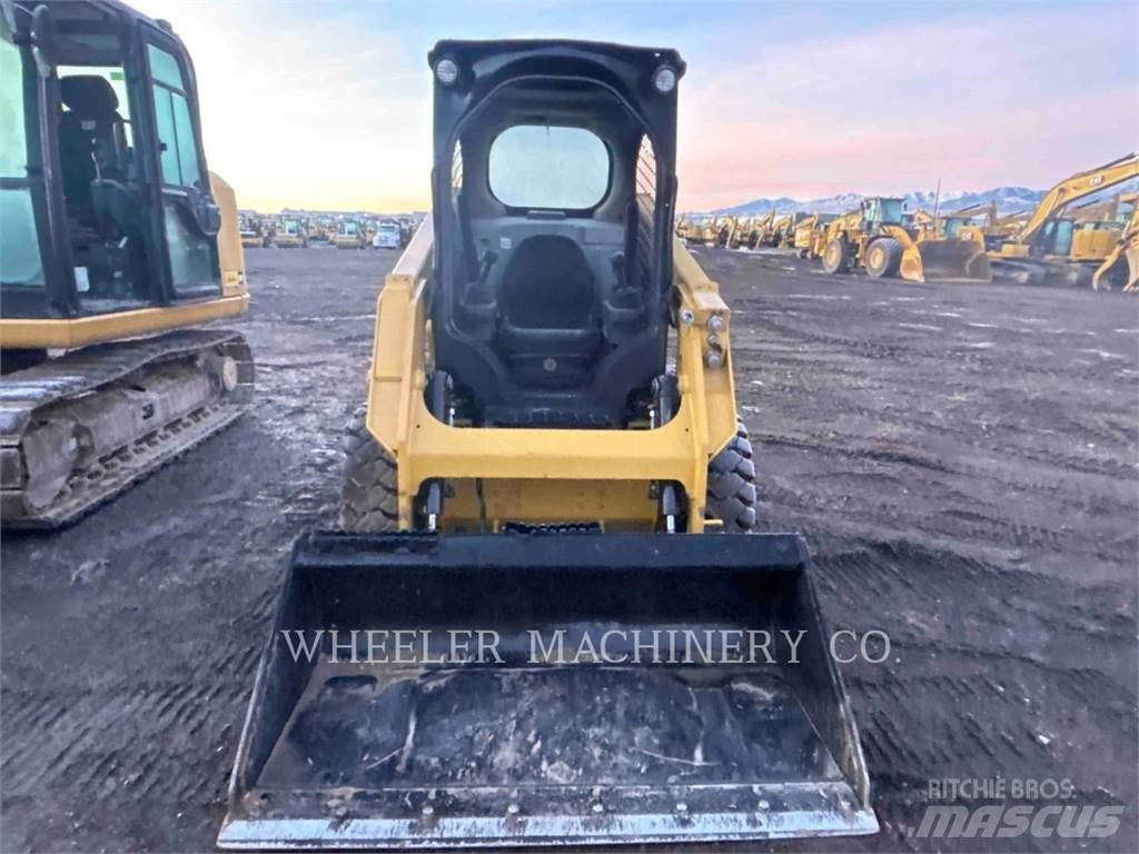 CAT 226D C1-H2 Chargeuse compacte