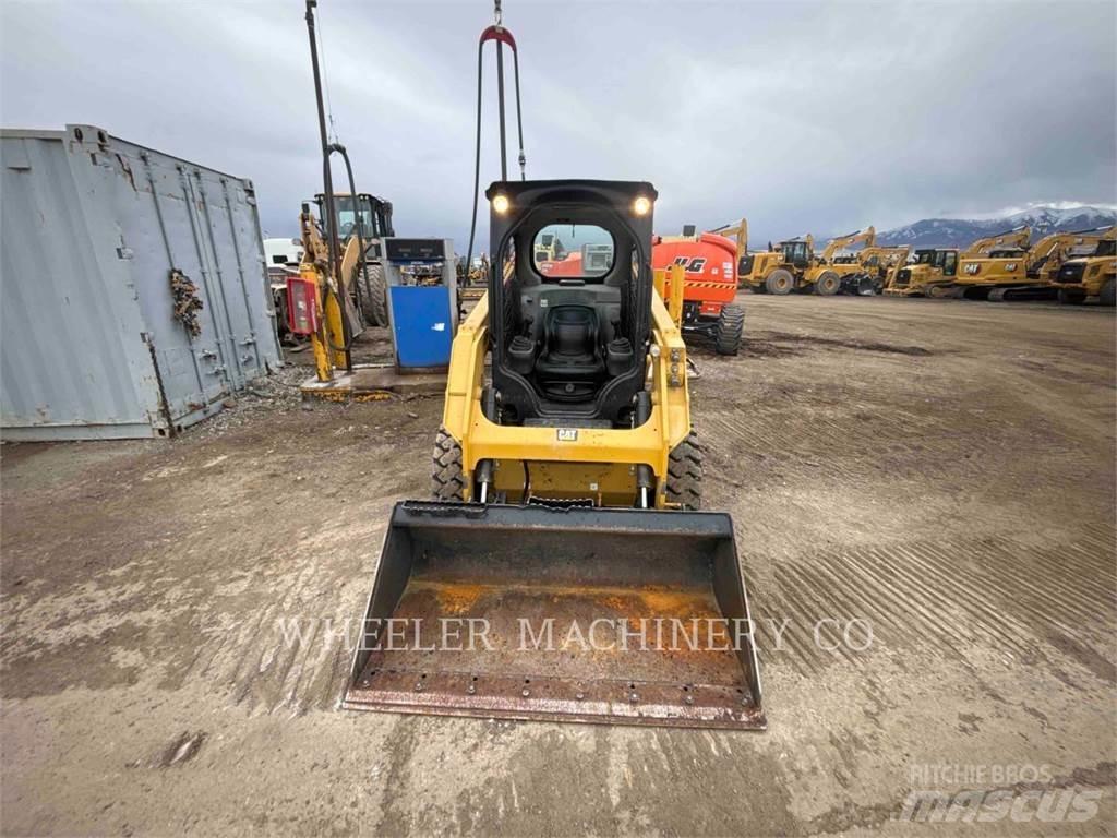 CAT 226D C1-H2 Chargeuse compacte
