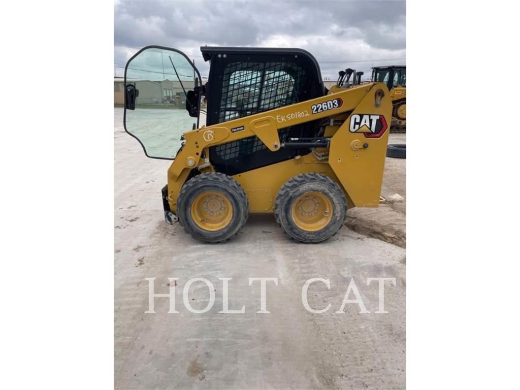 CAT 226D CAB Chargeuse compacte