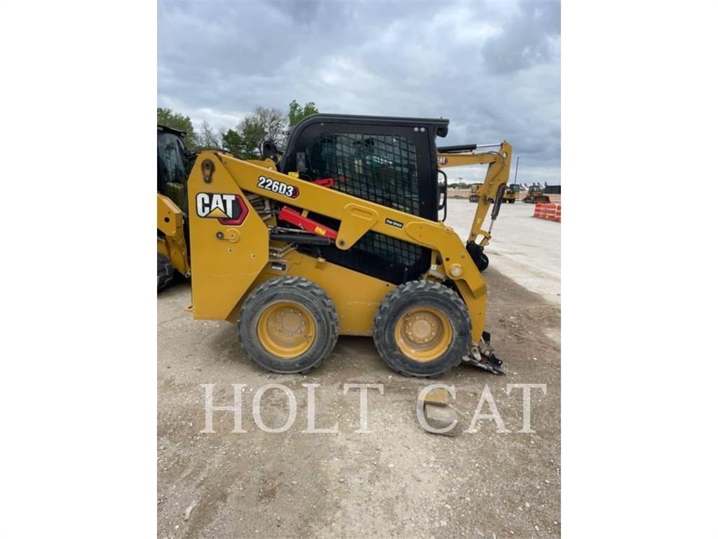 CAT 226D CAB Chargeuse compacte