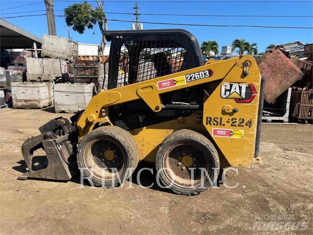 CAT 226D3 Chargeuse compacte