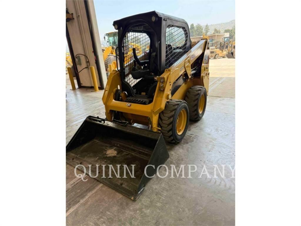 CAT 226D3 Chargeuse compacte