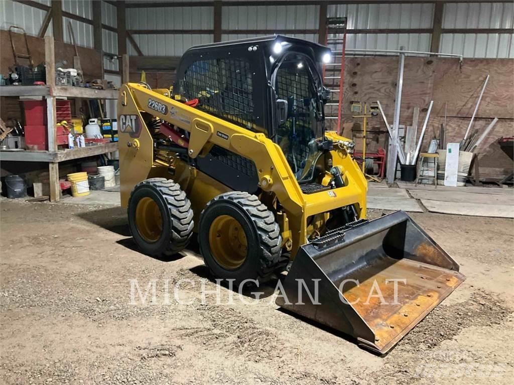 CAT 226D3 A2Q Chargeuse compacte