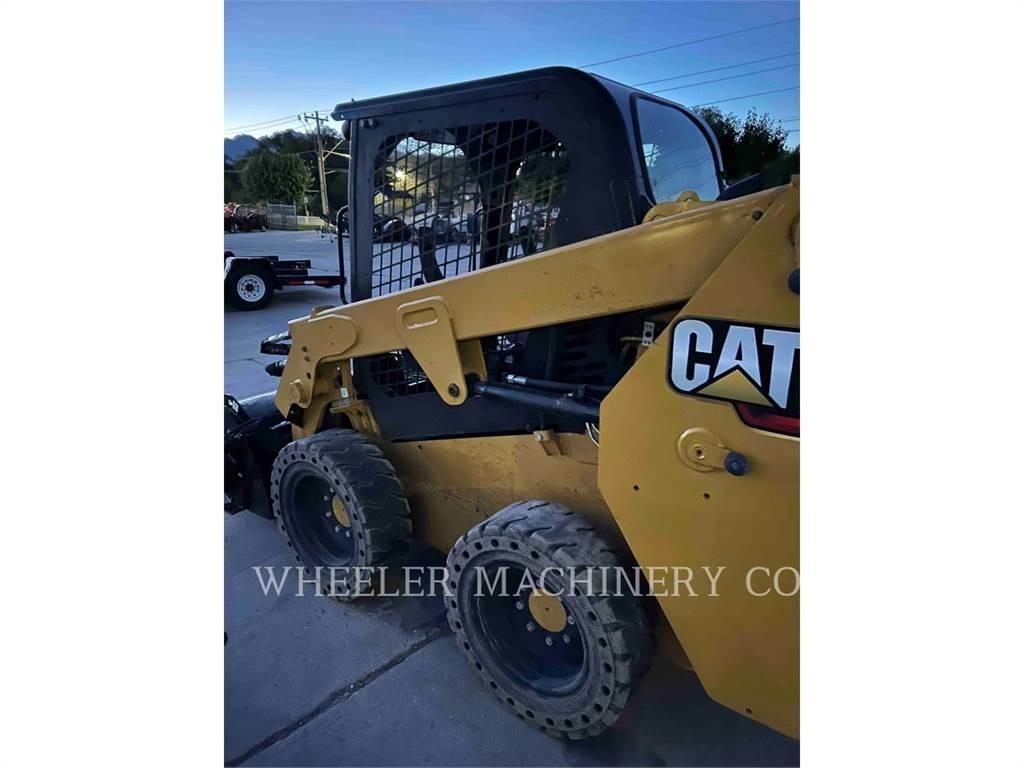 CAT 226D3 C1H2 Chargeuse compacte