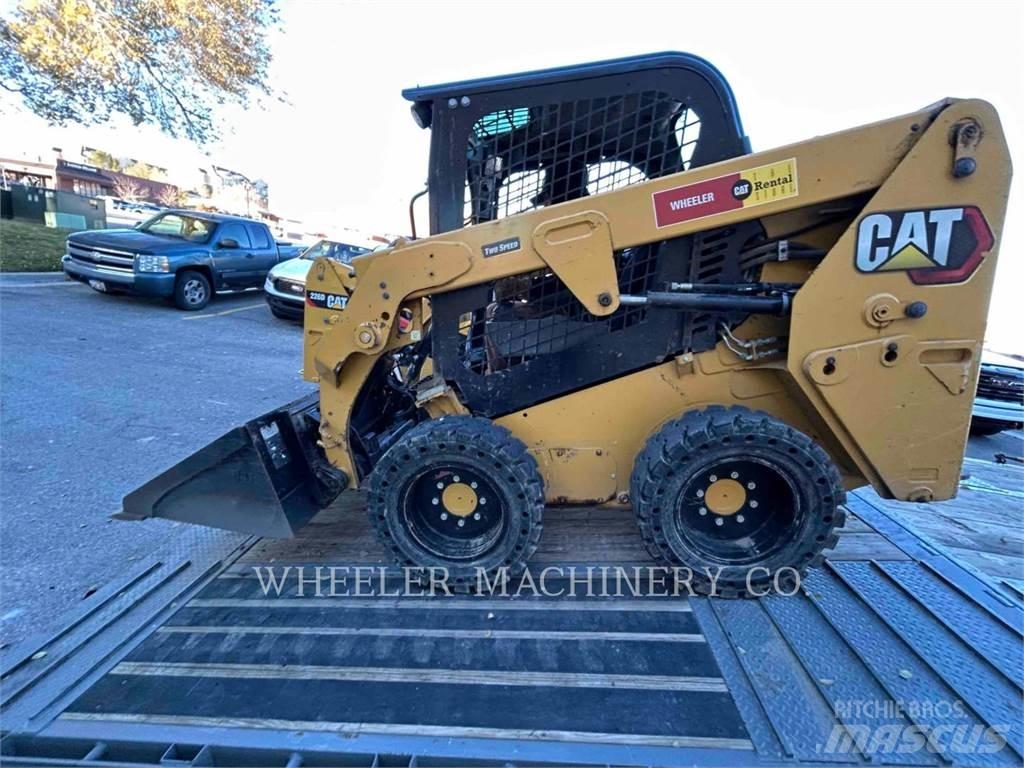 CAT 226D3 C1H2 Chargeuse compacte