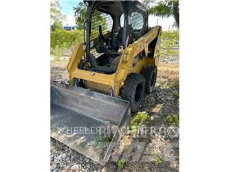 CAT 226D3 C1H2 Chargeuse compacte