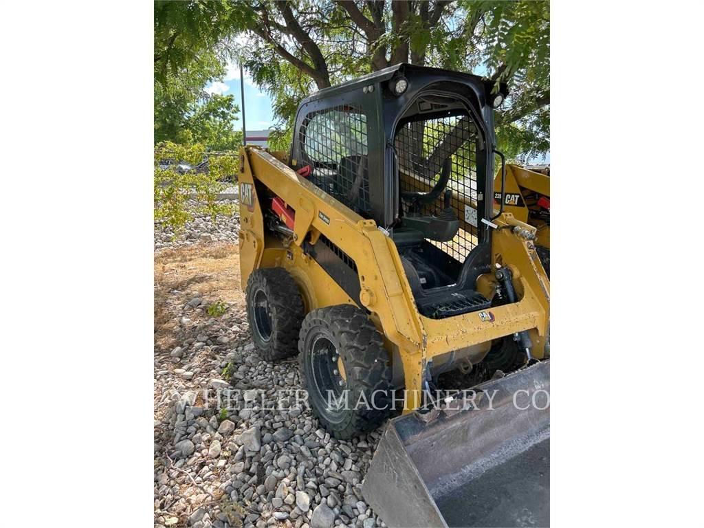 CAT 226D3 C1H2 Chargeuse compacte
