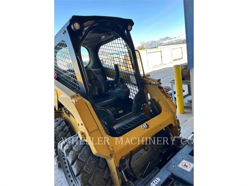 CAT 226D3 C1H2 Chargeuse compacte