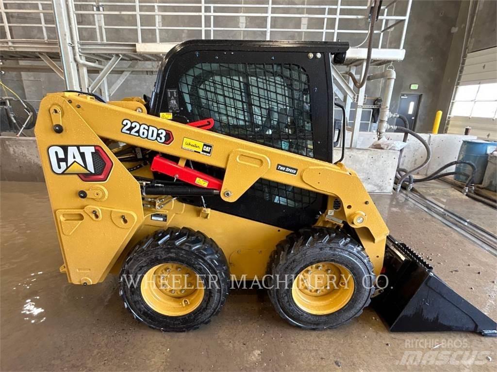 CAT 226D3 C3H2 Chargeuse compacte