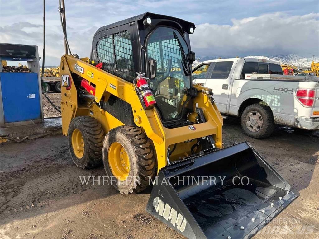 CAT 226D3 C3H2 Chargeuse compacte
