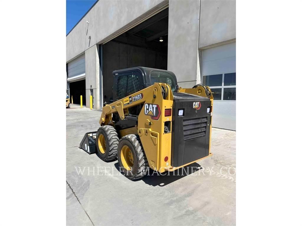 CAT 226D3 C3H2 Chargeuse compacte